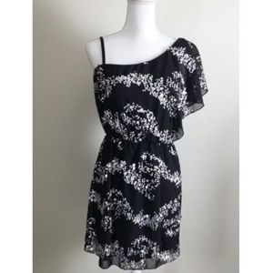 **FINAL PRICE $11** Trixxi One ShoulderTunic Dress
